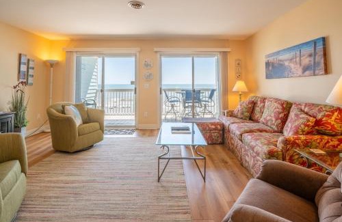 Kure Beach Casa | Oceanfront Condo with 3+ Pools - Ocean Dunes 2003