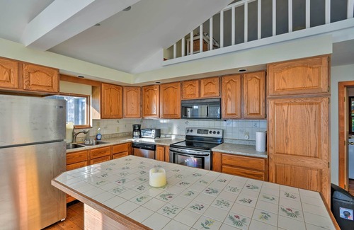 Milbridge Cabaña | Oceanfront Cottage en 2 Acres - 4 millas de la ciudad!