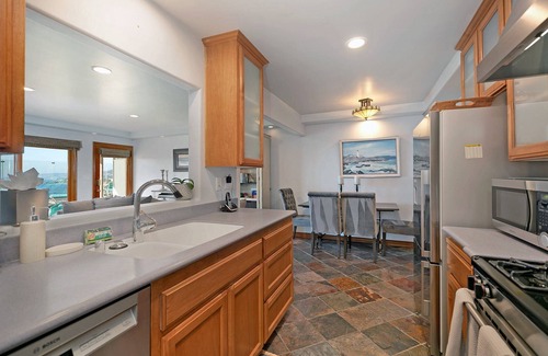 Dana Point Condominio | Dana Point condominio de lujo frente al mar con piscina y vistas increíbles!