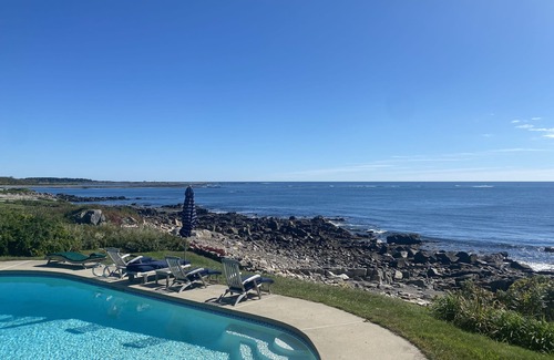 Kennebunkport Casa | Finca frente al mar con piscina climatizada, tenis y playa privada