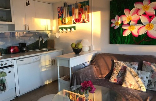 Makaha Condominio | Frente al mar Makaha Surfside Increíbles puestas de sol!