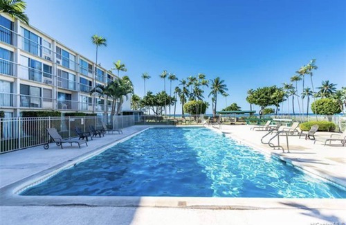 Makaha Condominio | Frente al mar Makaha Surfside Increíbles puestas de sol!