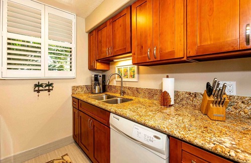 Maalaea Condominio | Oceanfront Maui Gem, Sugar Beach Access, Panoramic Views, Pool, Kanai A Nalu 319