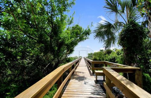 St. Augustine Beach Apartamento | Oceanfront Oasis