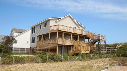 Duck Casa | OCEANFRONT, Ocean Views, Sun Decks, Prv Beach Access, SA69, Kirk