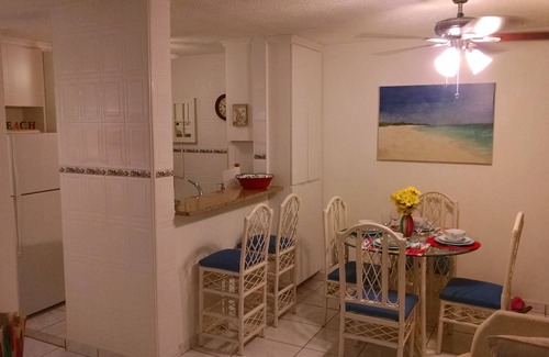 La Pared Condominio | Oceanfront Paradise ~ Un encantador condominio de nueva propiedad con espectaculares vistas al mar