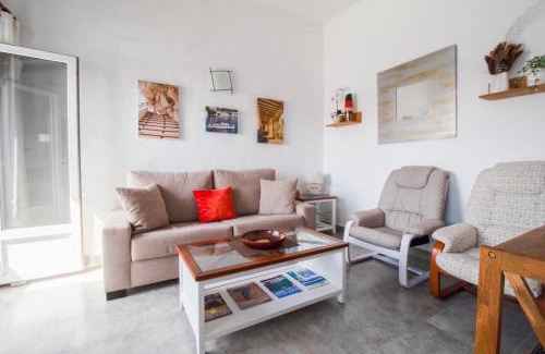 Sol del Este Apartamento | Oceanfront paradise - Mahón