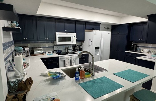 South Patrick Shores Condominio | Oceanfront Penthouse Closest to the beach