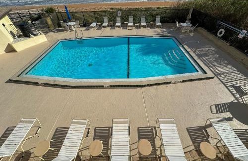 Ormond-by-the-Sea Casa | Oceanfront with great beach views from all rooms & balcony, heated pool, and garage