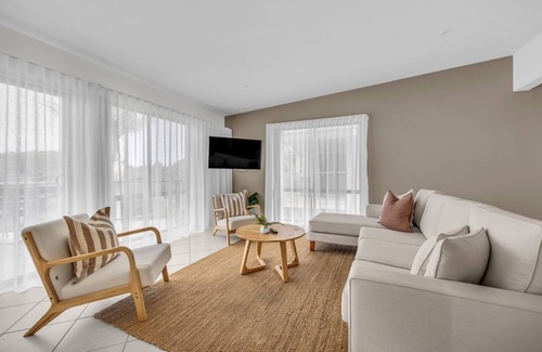 Tura Beach Cabina | Oceans Edge: Tura Beach