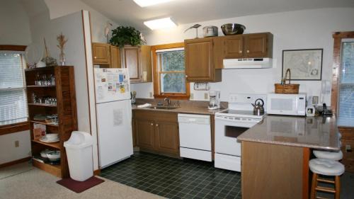 Duck Casa | Oceanside, SUN-SUN, Keyless Entry, Community Pool, SA39, Sibert- Alls Well
