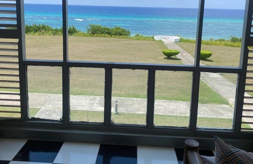 Montego Bay Apartamento | Oceanview 1-bed Apt w/ Pool, Bar & Beach Access