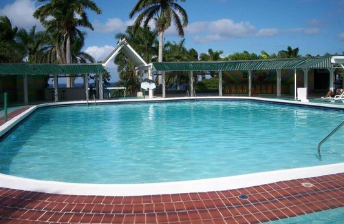 Montego Bay Apartamento | Oceanview 1-bed Apt w/ Pool, Bar & Beach Access