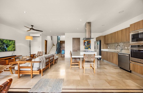 Playa Conchal Chalet De Esquí | Oceanview Townhome in Private Reserve