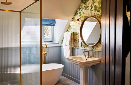 Cuckfield Hotel | Ockenden Manor Hotel & Spa