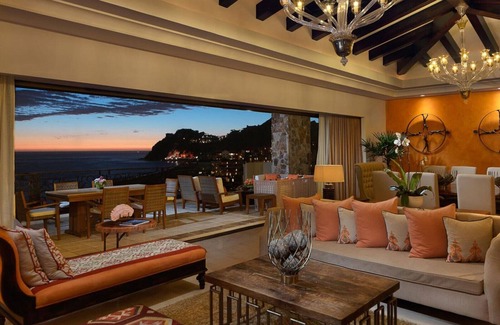 Los Cabos Complejo | Oct. 19 1-Week Special, Beautiful 5th Floor 3-Bedroom Penthouse at Grand Solmar