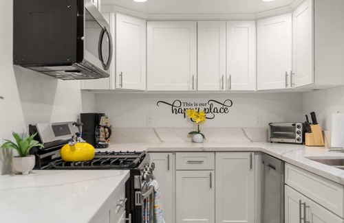 Los Angeles Casa | October Sale! 35% Off - Avalon Bnb