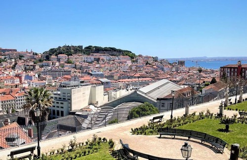 Oeiras Apartamento | Oeiras Balcony by Homing