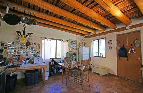 Gallina Cabina | Casita de desierto remoto fuera de la red