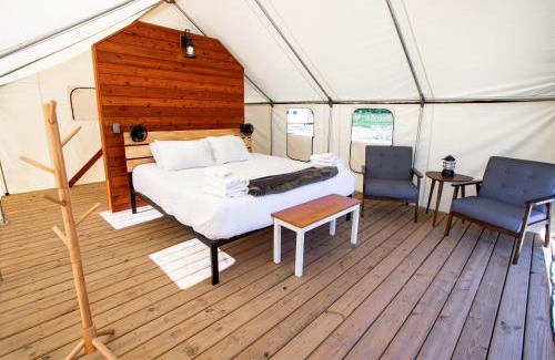 South Haven Otro | Off Map Glamping
