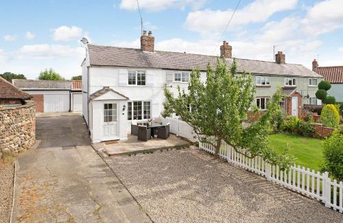 York Casa | Off-street parking Lower rates for longer lets