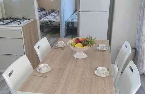 Corneilhan Casa | [OFERTA -10%] Casa rural en el campo y GRAN PISCINA