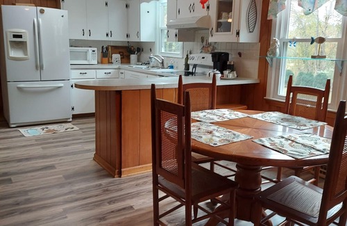 Lowgap Casa | Offer discounts! Country home sitting between 2 mountains