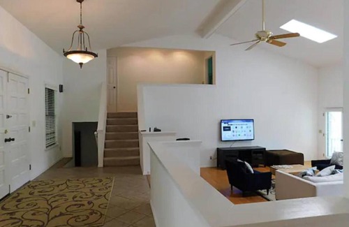 Creve Coeur Casa | Office + 5 BR, Movie Theater , Creve Coeur -10 Sleep surface