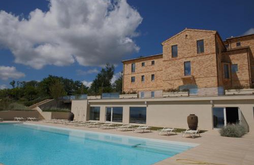 Montegiorgio Complejo | Officina del Sole