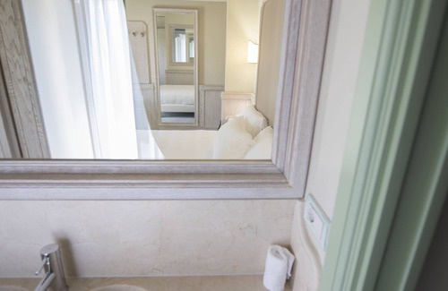 Montegiorgio Hotel | Officina del Sole