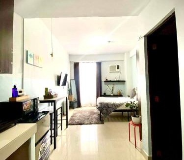 Highway Hills Apartamento | Ohana Buenbyahe Studio Rooms with balcony in Mandaluyong, Edsa Shaw Mrt and Megamall