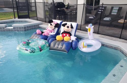 Davenport Villa | Ohana Gathering House New Home New Resort, Free Pool Heat, 5Min Walk to Lazy River