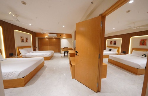 Begumpet Hotel | Okati by Country Club