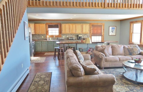 Proctorsville Casa | Okemo Mountain View Retreat