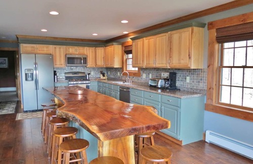 Proctorsville Casa | Okemo Mountain View Retreat