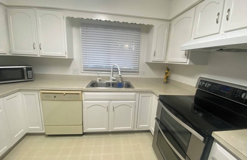 Okemos Casa | Okemos Haven- Conveniently located!