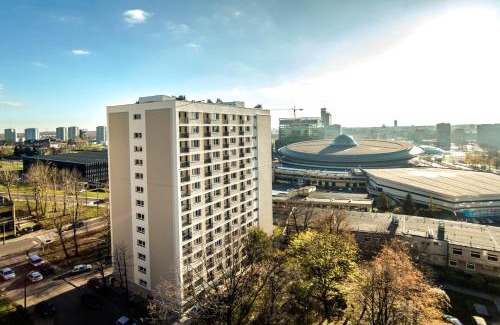 Katowice Apartamento | Okno na Spodek