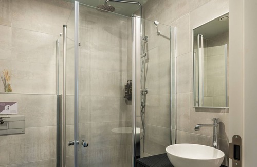 Panorama Street Cama Y Desayuno | Olala Carmel Suite Double Room with Balcony