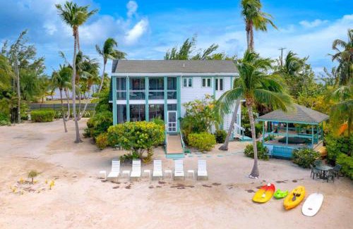 Rum Point Casa | Old Danube - Elegant Oceanfront Villa with Stunning Caribbean Views