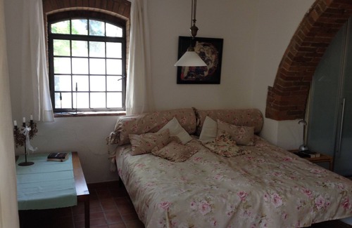 Sassetta Otro | Antigua casa de labranza con 3 apartamentos en el campo en las colinas cerca del mar