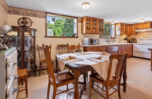 Shelton Casa | Old Growth & Country Living Farm