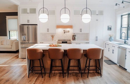 Powell Casa | Old House on the River