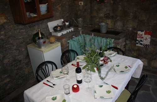 Licetro Villa | Antiguo molino de '700 con vistas al mar y piscina privada. Comics Lucca.