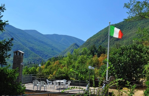Castelluccio Apartamento | Old mountain house newly renovated.