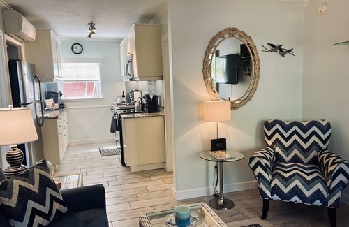 Historic Old Northeast Apartamento | Hermosa 1 hab con cocina de diseño completo en el noreste antiguo. ¡Camina al centro!