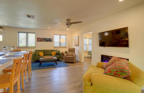 Cottonwood Casa | Old Town Cottonwood Cottage with Yard, Pets Welcome