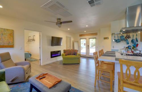 Cottonwood Casa | Old Town Cottonwood Cottage with Yard, Pets Welcome