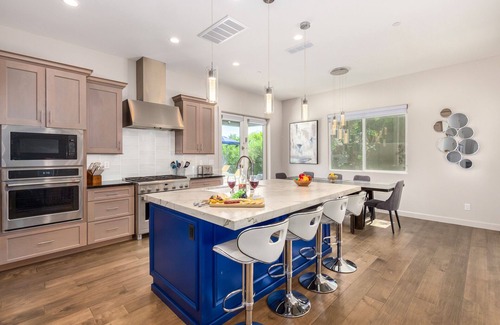 Arcadia Casa | Old Town LuxeScape-6 Bedrooms-Private Pool&Spa