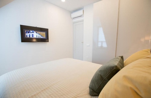 Uzupis Apartamento | Old Town River Apartments Vilnius