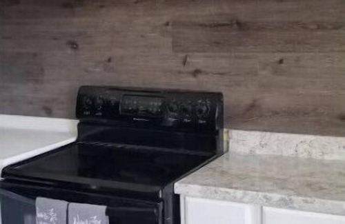 Norfolk Casa | Older upgraded Cozy Duplex B